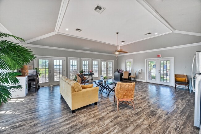 Building Photo - 4101 E NASA Pkwy