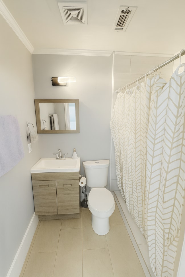 Building Photo - 1278 Jackson St