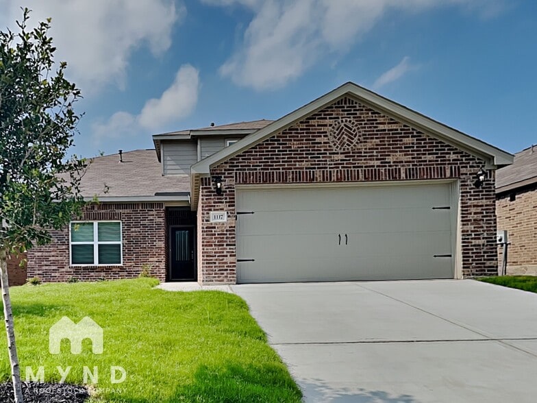 Primary Photo - 1117 Clark Dr