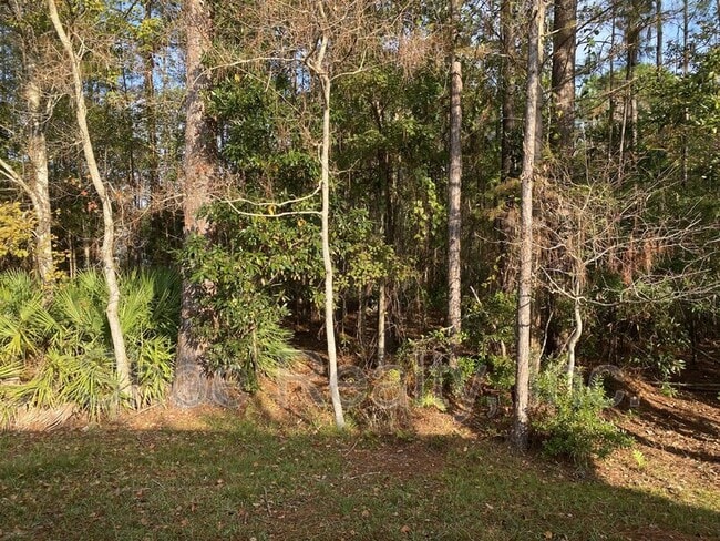 Building Photo - 7751 Fawn Lake Dr S