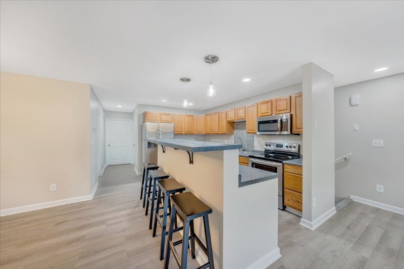 Building Photo - 185 Catawba Rd