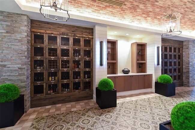 Building Photo - 13609 Messina Loop