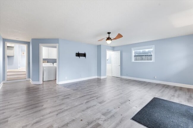 Building Photo - 657 22nd Ave