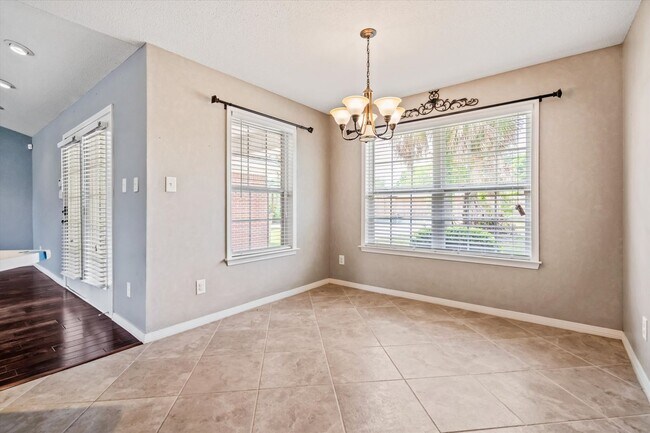 Building Photo - WELCOME TO REMINGTON ESTATES - AND A POOL!