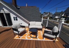 Building Photo - 252 Admiral St