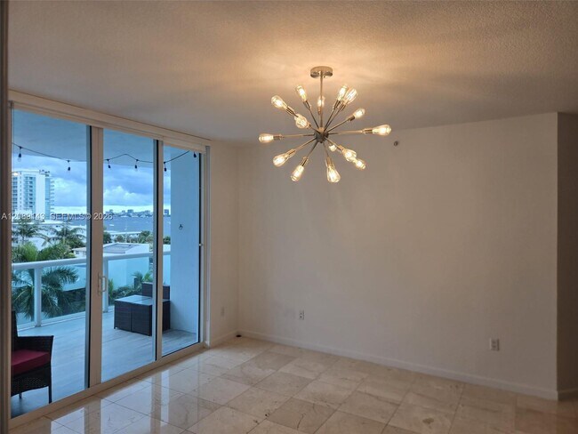 Building Photo - 7900 Harbor Island Dr