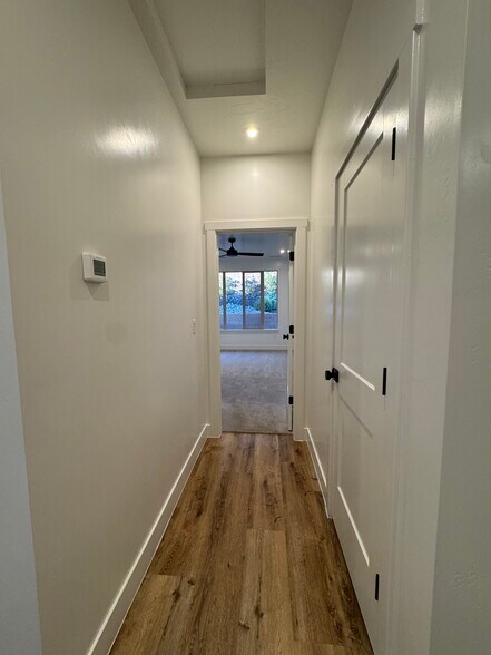 Building Photo - 1603 E Dihedral Dr