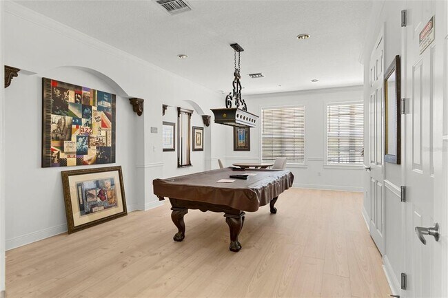 Building Photo - 111 S Sherrill St