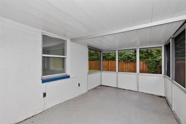 Building Photo - 5644 Berlin Dr