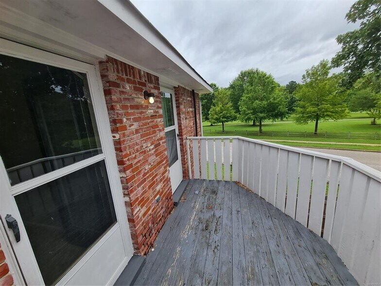 Building Photo - 1601 Cobblestone Ct