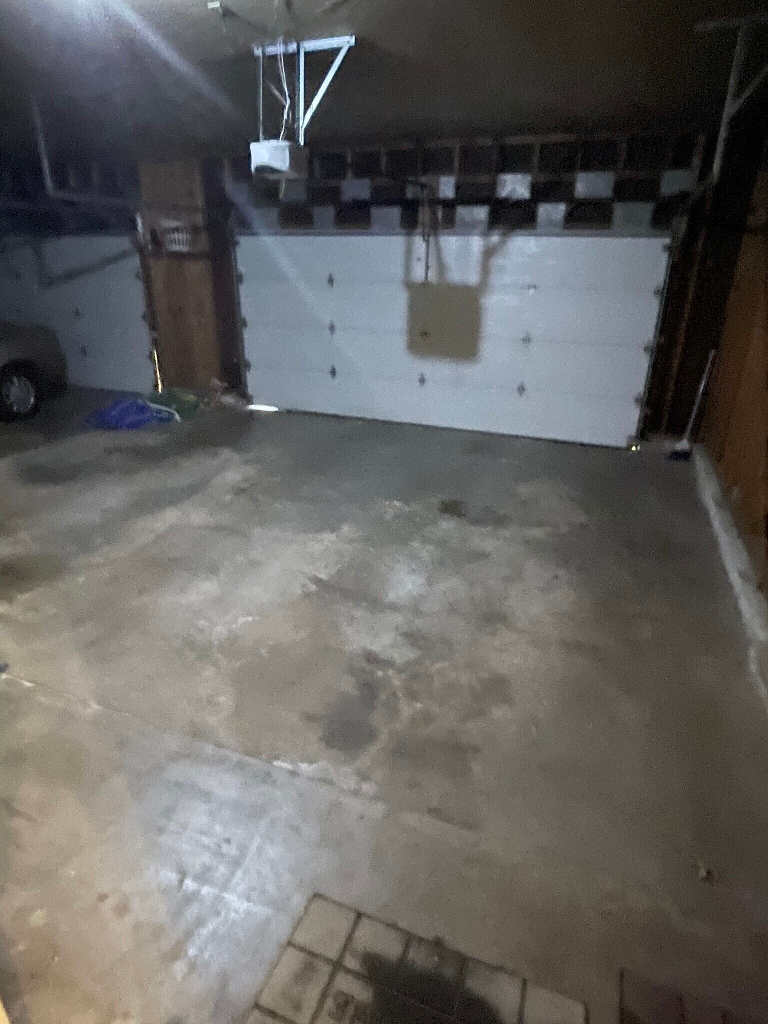 Attached garage - 4083 Applewood Ln