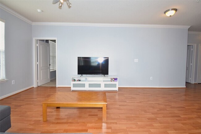 Building Photo - 1711 Old Spanish Trl