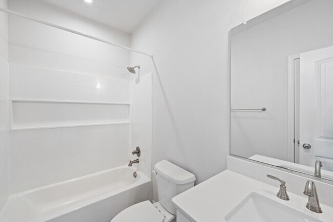 Building Photo - New Contruction Rental in the Reserve of G...
