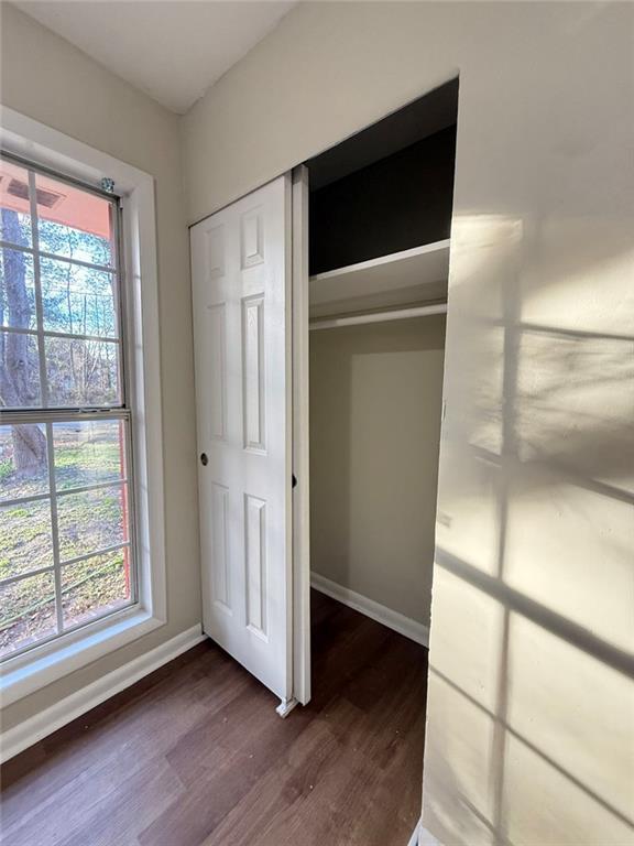 Building Photo - 7016 Adel Ln