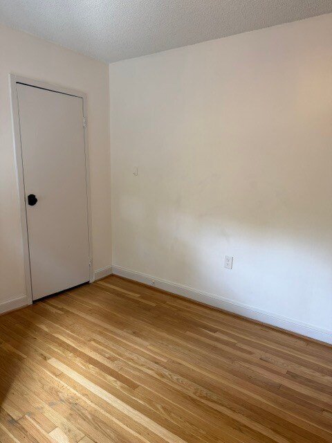 Building Photo - 7630 Tomlinson Ave