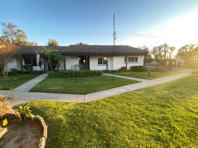 Building Photo - Beautifully Remodeled 3 Bedroom Anaheim Co...