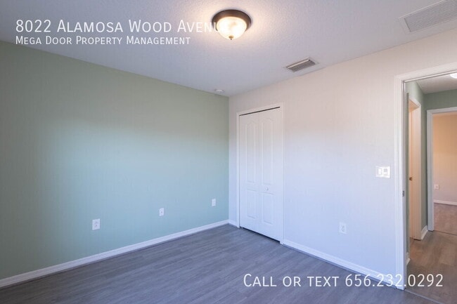 Building Photo - 8022 Alamosa Wood Ave