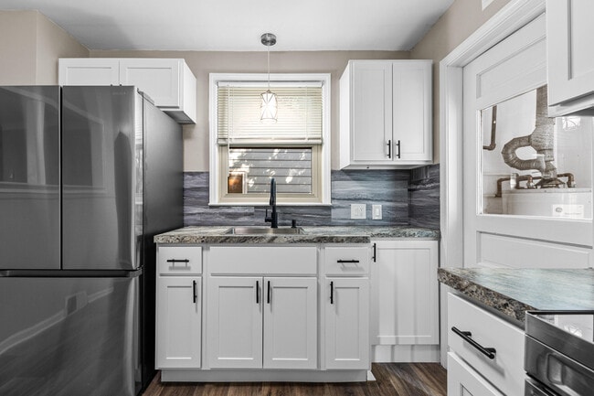 Building Photo - 4705 Jackson St