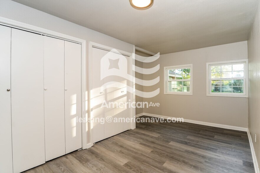 Building Photo - 1868 N Madison Pl