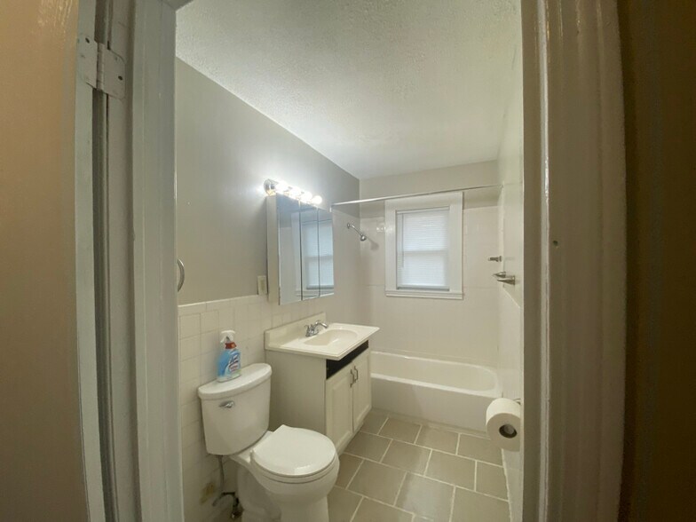 Building Photo - 8261 US-78