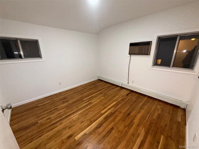 Building Photo - 8 Jonquill Ln