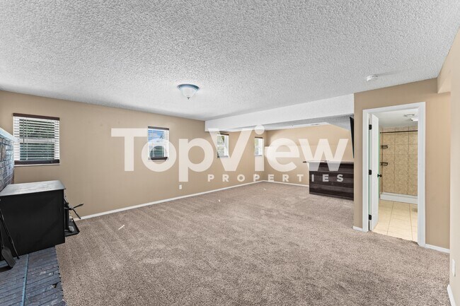 Building Photo - 3575 Brushwood Ln