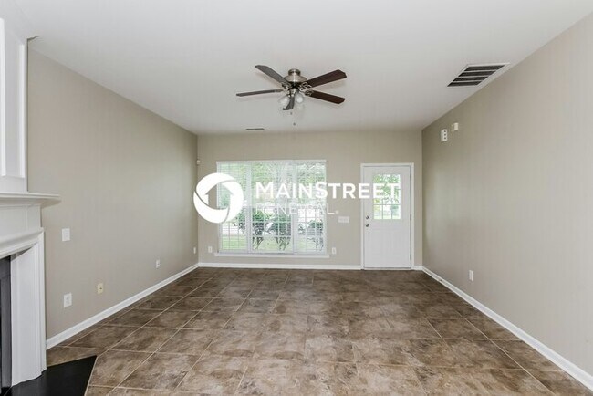Building Photo - 3 Bedroom Pet-Friendly Home in Charlotte, ...
