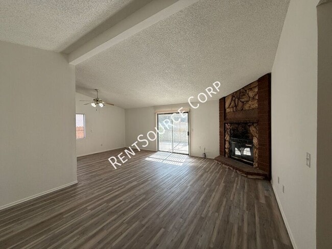 Building Photo - 14229 Winchester Dr