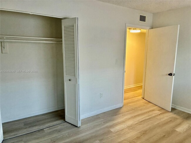 Building Photo - 8420 SW 133rd Avenue Rd