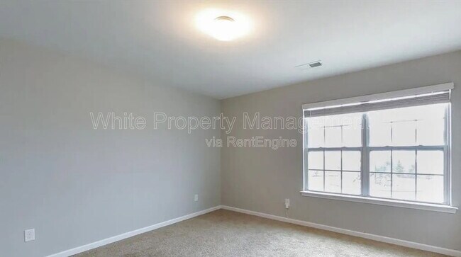 Building Photo - 1525 Lilly Springs Pl