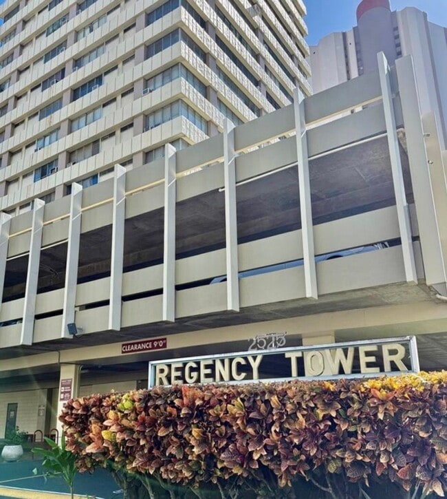 Building Photo - For Rent – Regency Towers