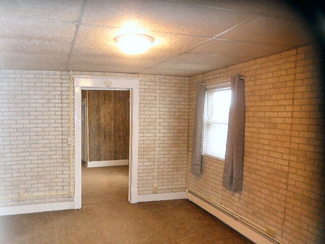 Building Photo - 26 Main St S
