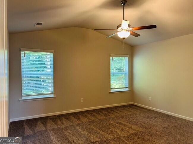Building Photo - 143 Chapel Hl Pkwy