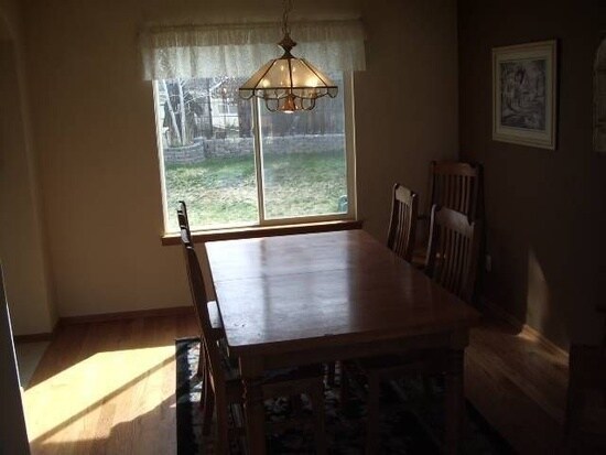 Building Photo - Beautiful 5 Bedroom 3.5 Bath Home In Saddl...