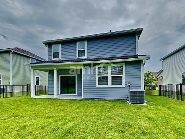 Building Photo - 311 Banyan Frst Dr
