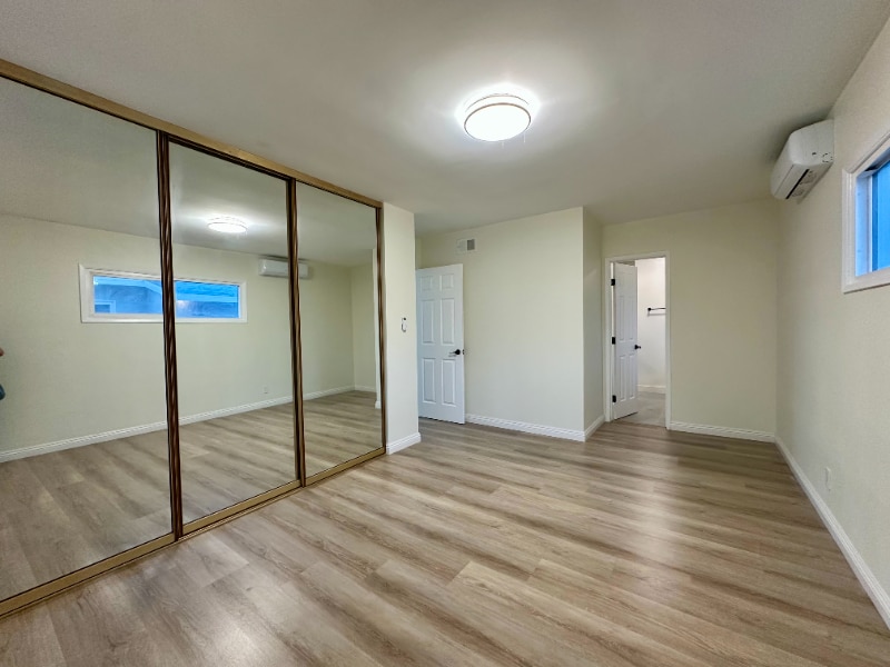 Building Photo - 7860 La Fiesta Dr