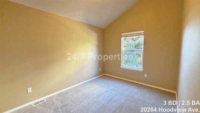Building Photo - 20264 Hoodview Ave