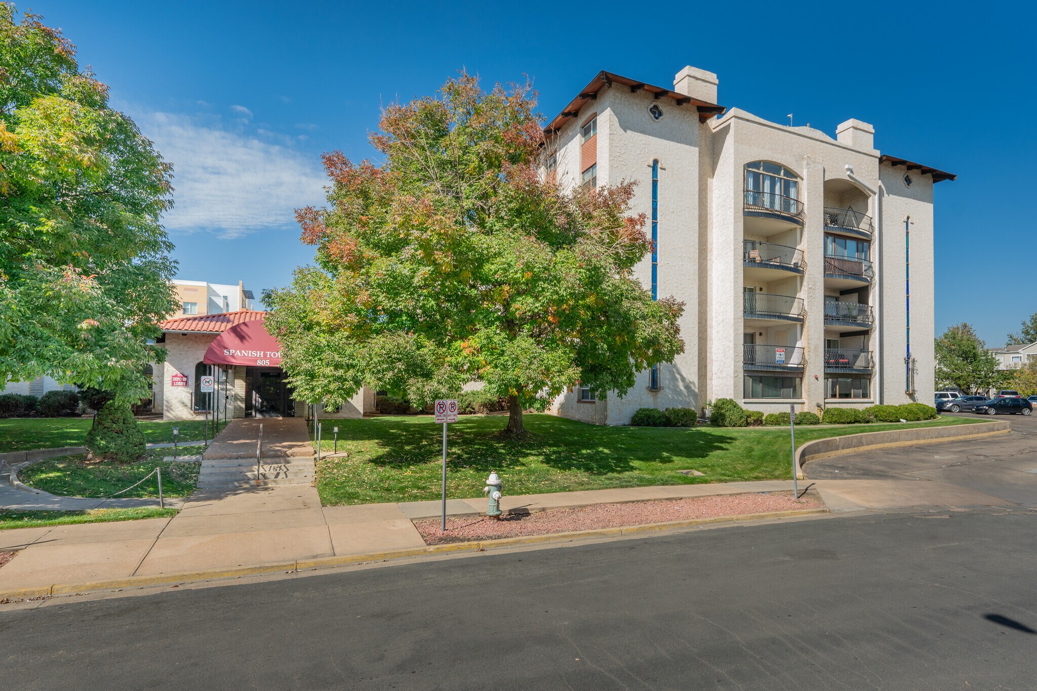 Building Photo - 805 29th St