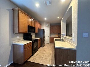 Building Photo - 12416 Abbey Park