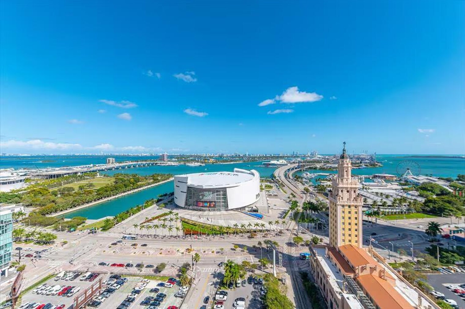 Building Photo - 460 NE 5th St