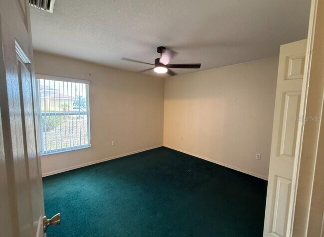 Building Photo - 2908 9th Ave Dr E