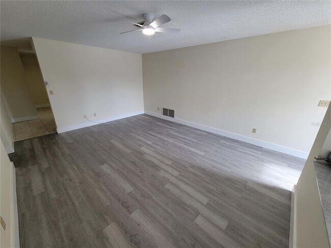 Building Photo - 1028 Lillian St