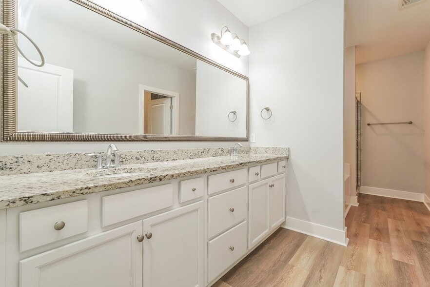 Building Photo - 1421 Feldspar Ct