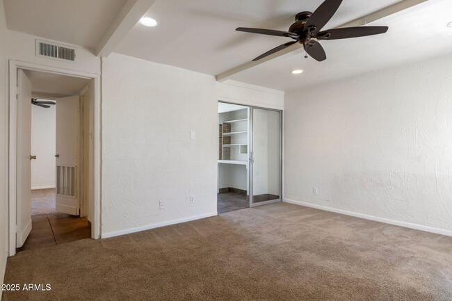 Building Photo - 3313 N 68th St