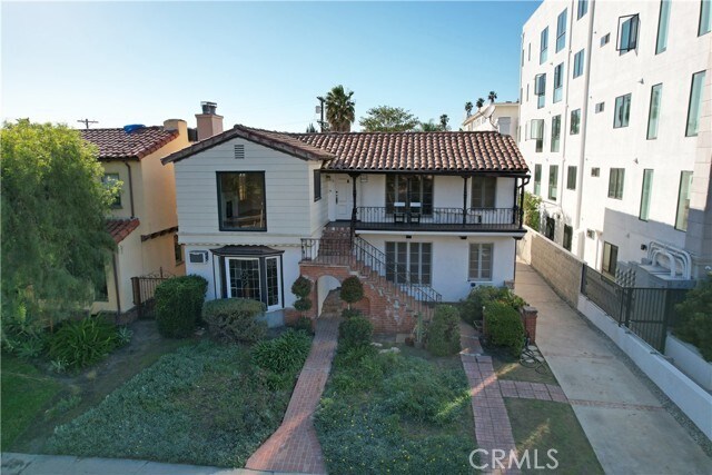 Building Photo - 915 Le Doux Rd