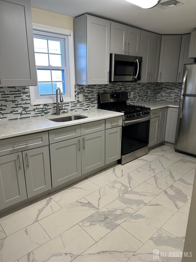 Building Photo - 9 Christopher St