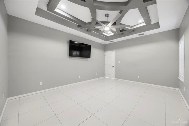Building Photo - 3405 Umar Ave
