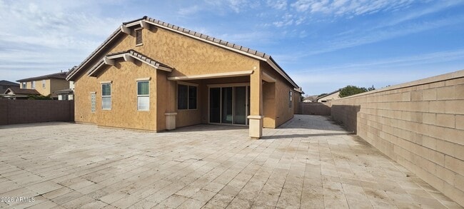 Building Photo - 401 E Torrey Pines Pl