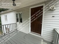 Building Photo - 1676 Old Charlotte Rd