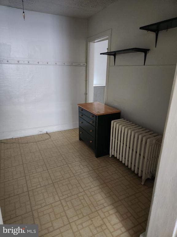 Building Photo - 114 S Princess St